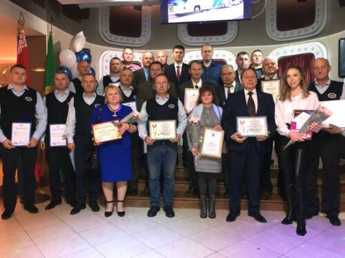 Торжественное собрание, приуроченное Дню автомобилиста и дорожника